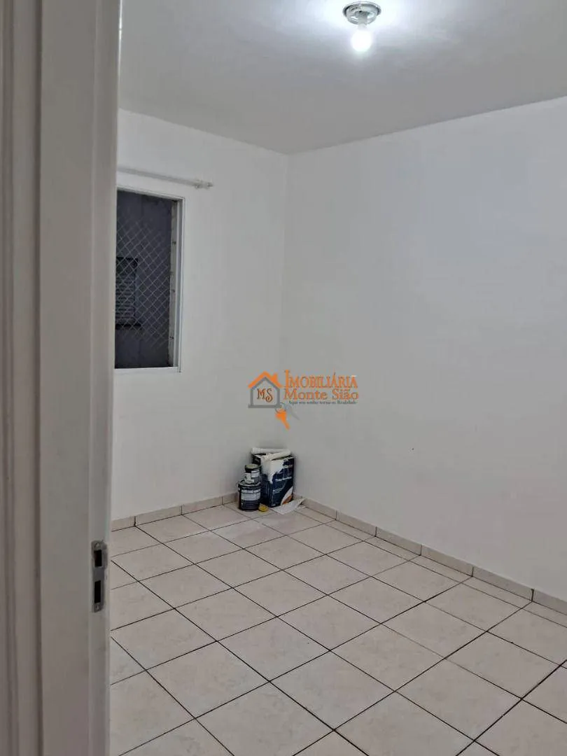 Imagem Apartamento com 2 dormitórios à venda, 48 m² por R$ 200.000,00 - Vila Sadokim - Guarulhos/SP