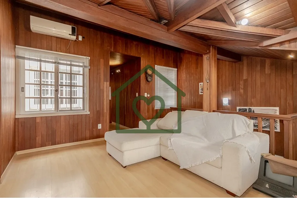 Imagem Realize seus sonhos nesta bela casa à venda em ótima condição no coração da área residencial ...