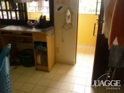 Imagem casa com 4 dormitórios, sendo uma suíte , e 530 area privativa