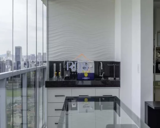 Imagem Vende Apartamento de 74m², 1 suíte com Closet Sala Ampliada 1 Lavabo 1 Vaga.