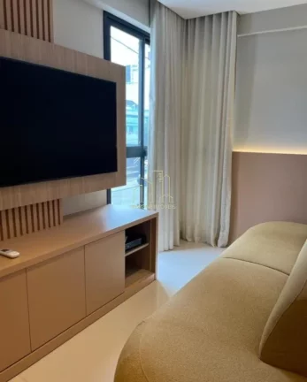 Imagem Lindo studio decorado em frete a praia varanda gourmet a venda na Barra