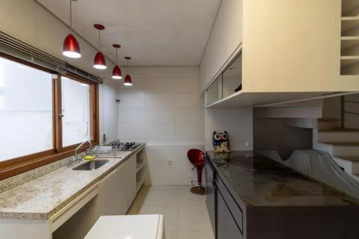 Imagem Casa à Venda - Hipica, 3 Quartos, 143 m²