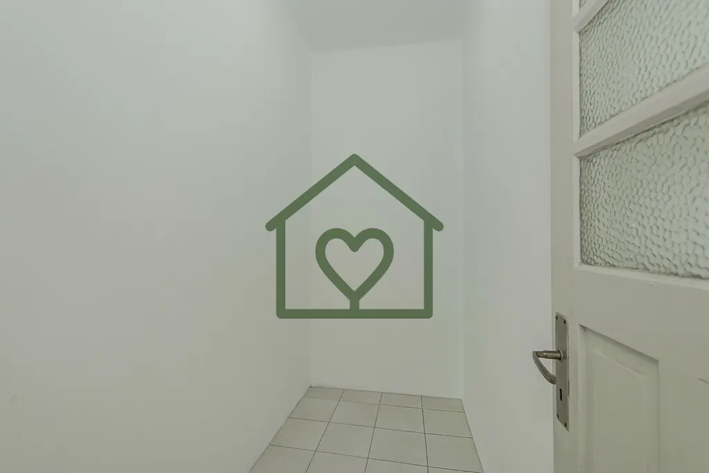 Imagem Apartamento à venda no bairro Bom Fim, em Porto Alegre, com 58m2 de área privativa, localizado em ...