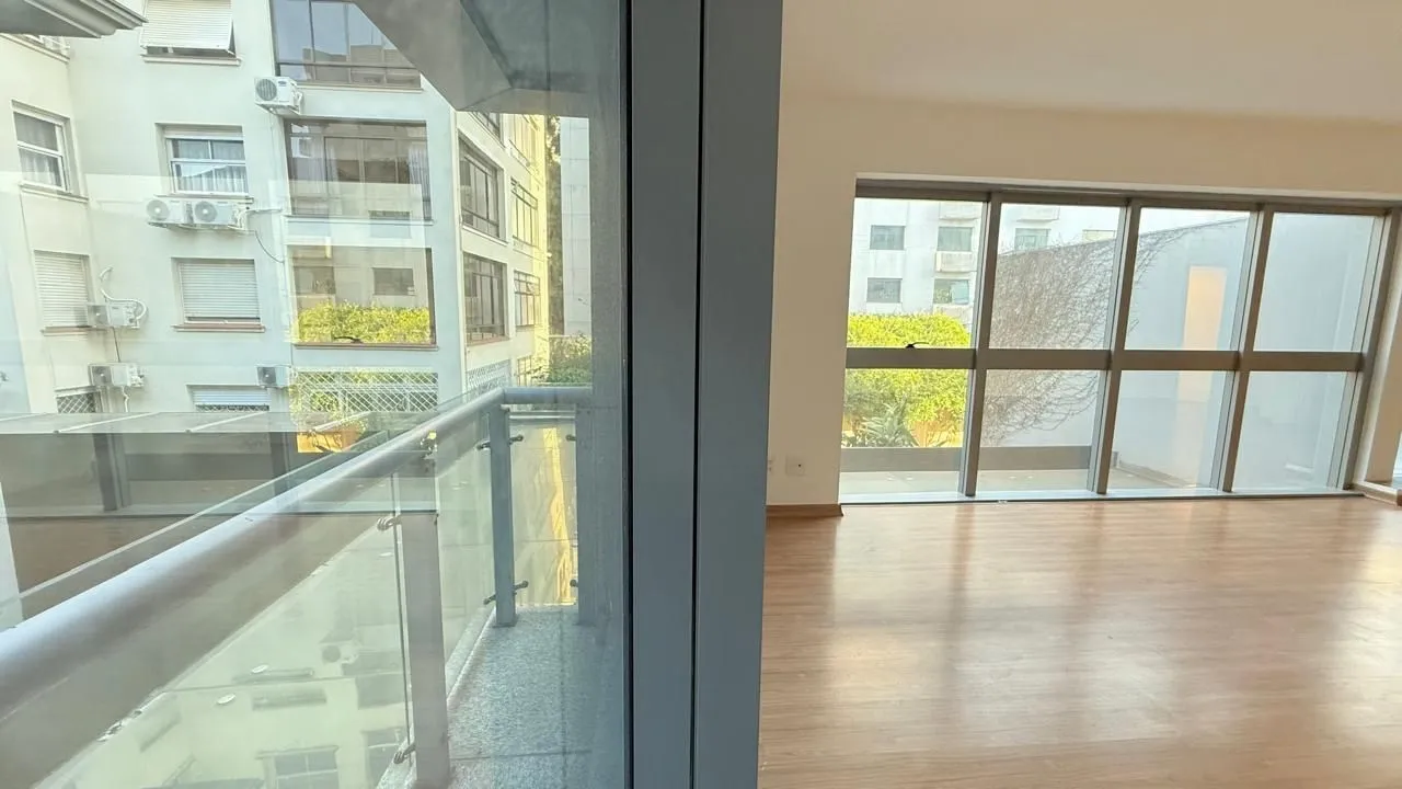 Imagem Sala com terraço Di Leone Moinhos de Vento