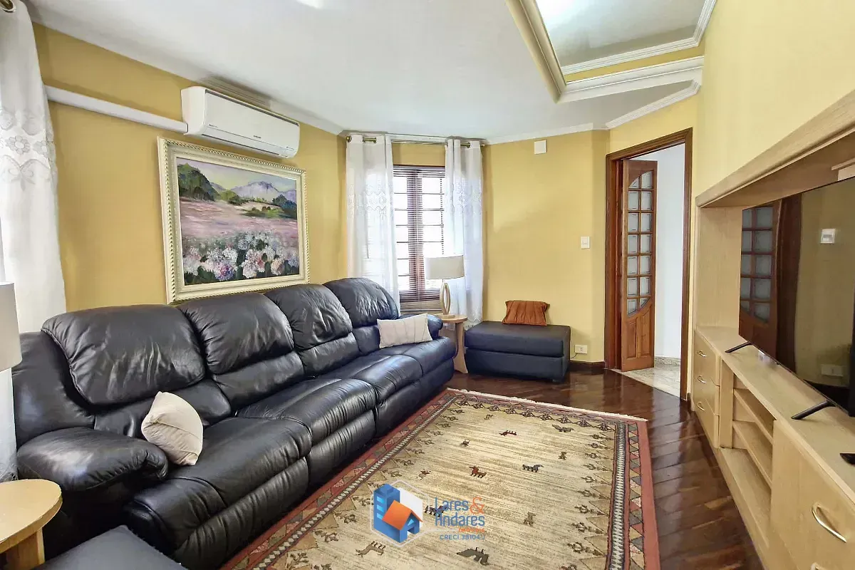 Imagem Sobrado para venda em Tucuruvi com 4 quartos, sendo 3 suítes, 415m²