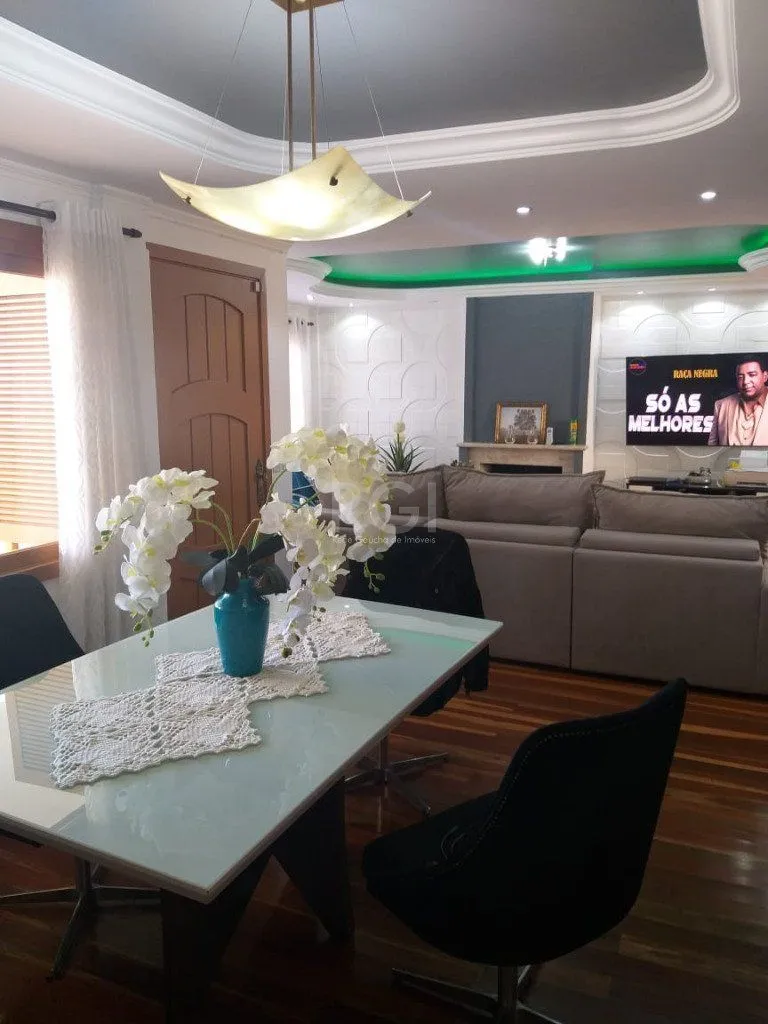 Imagem Casa Condominio para Venda - 237.24m², 3 dormitórios, sendo 1 suites, 2 vagas - Alto Petrópolis