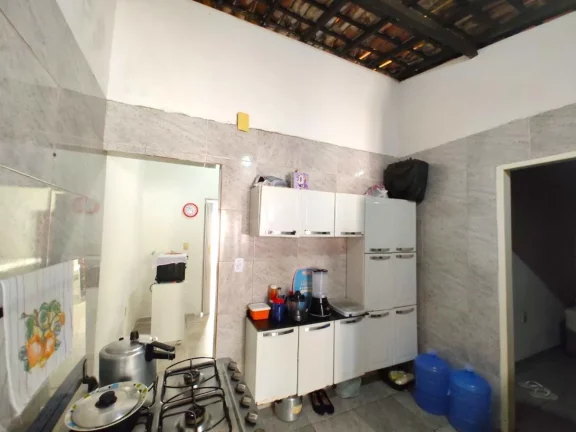 Imagem Casa para Venda em Recife, Prado, 3 dormitórios, 1 banheiro, 1 vaga