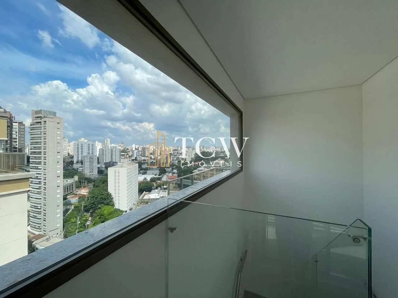 Imagem Cobertura Duplex à Venda na Vila Mariana | 4 Suítes | 483 m² | 4 Vagas | São Paulo/SP