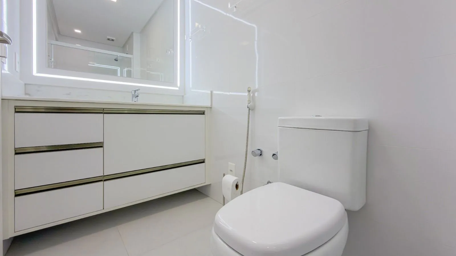 Imagem Cobertura à venda em Torres, Prainha, com 2 quartos, 223m2