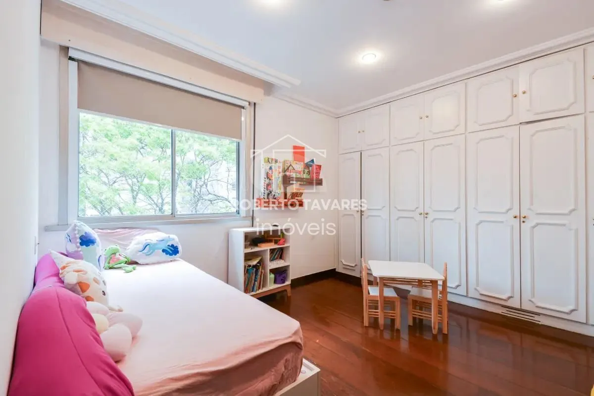 Imagem Apartamento de 3 quartos, 210m² no bairro Santa Cecília, em São Paulo