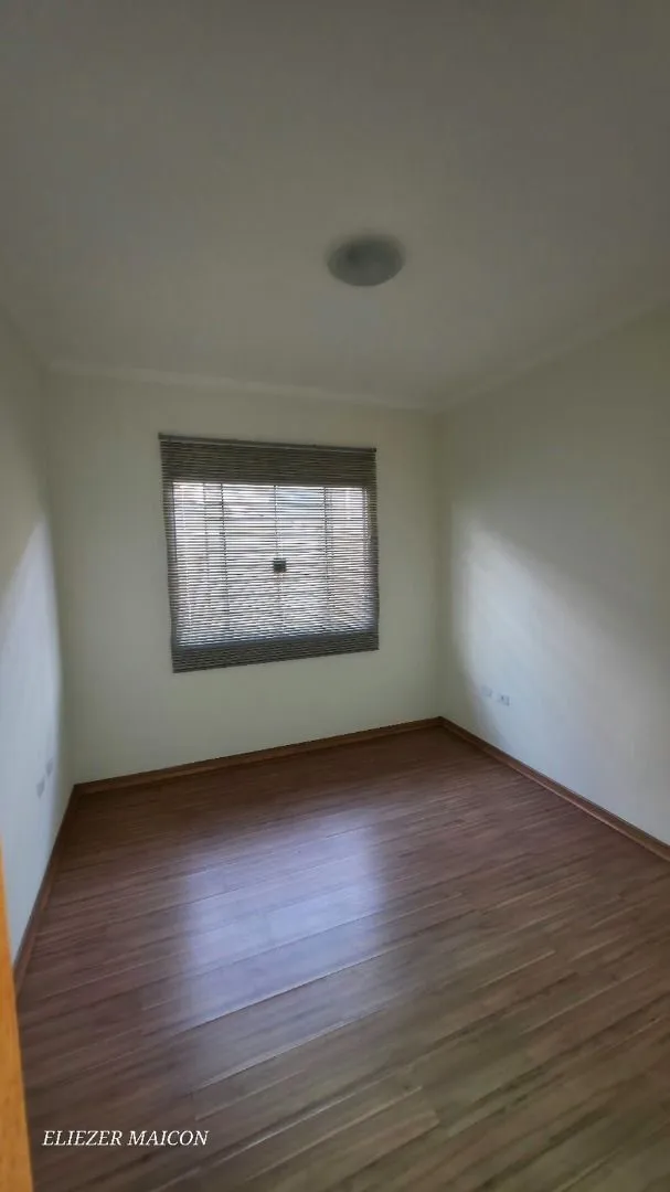 Imagem Casa a venda com 3 quartos na rua fosco pardini em Poços de Caldas - MG