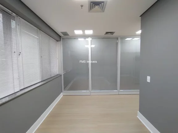 Imagem Conjunto comercial com 70m² em Pinheiros