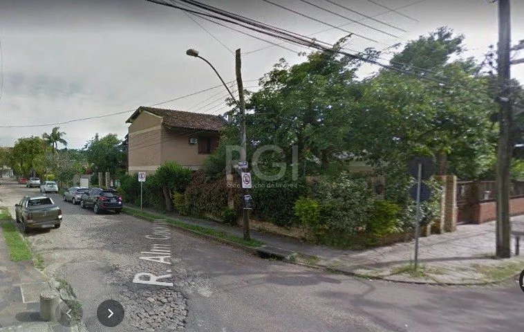 Imagem Casa para Venda - 350m², 3 dormitórios, sendo 1 suites, 6 vagas - Tristeza