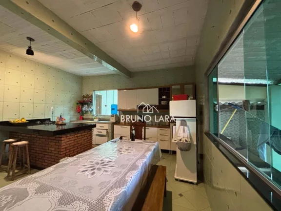 Imagem Casa com ponto comercial à venda no bairro Jardim das Roseiras - Igarapé/MG.