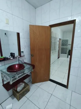 Imagem Casa para Venda em Rio de Janeiro, Paciencia, 2 dormitórios, 2 banheiros, 2 vagas