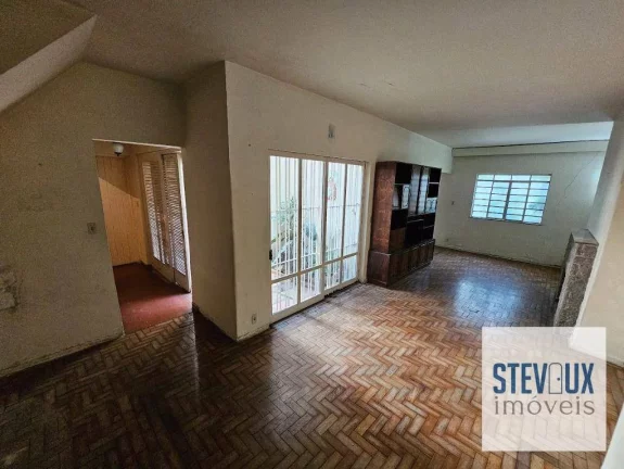 Imagem Casa de Vila na rua Pamplona conm portão !