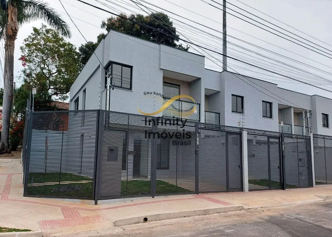 Foto do imóvel Casa à venda em Rua Professor Massanielo Santos
