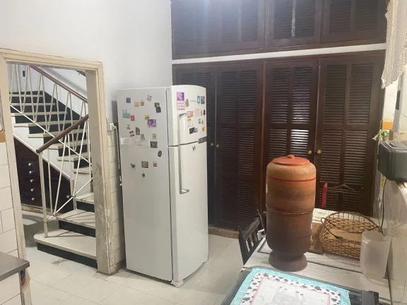 Imagem Casa com 4 dormitórios à venda, 247 m² por R$ 900.000,00 - Centro - Itajubá/MG