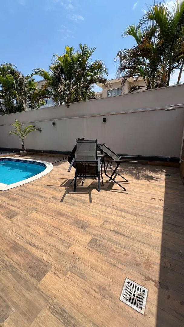 Imagem Sobrado 4 suítes Condomínio Belvedere I