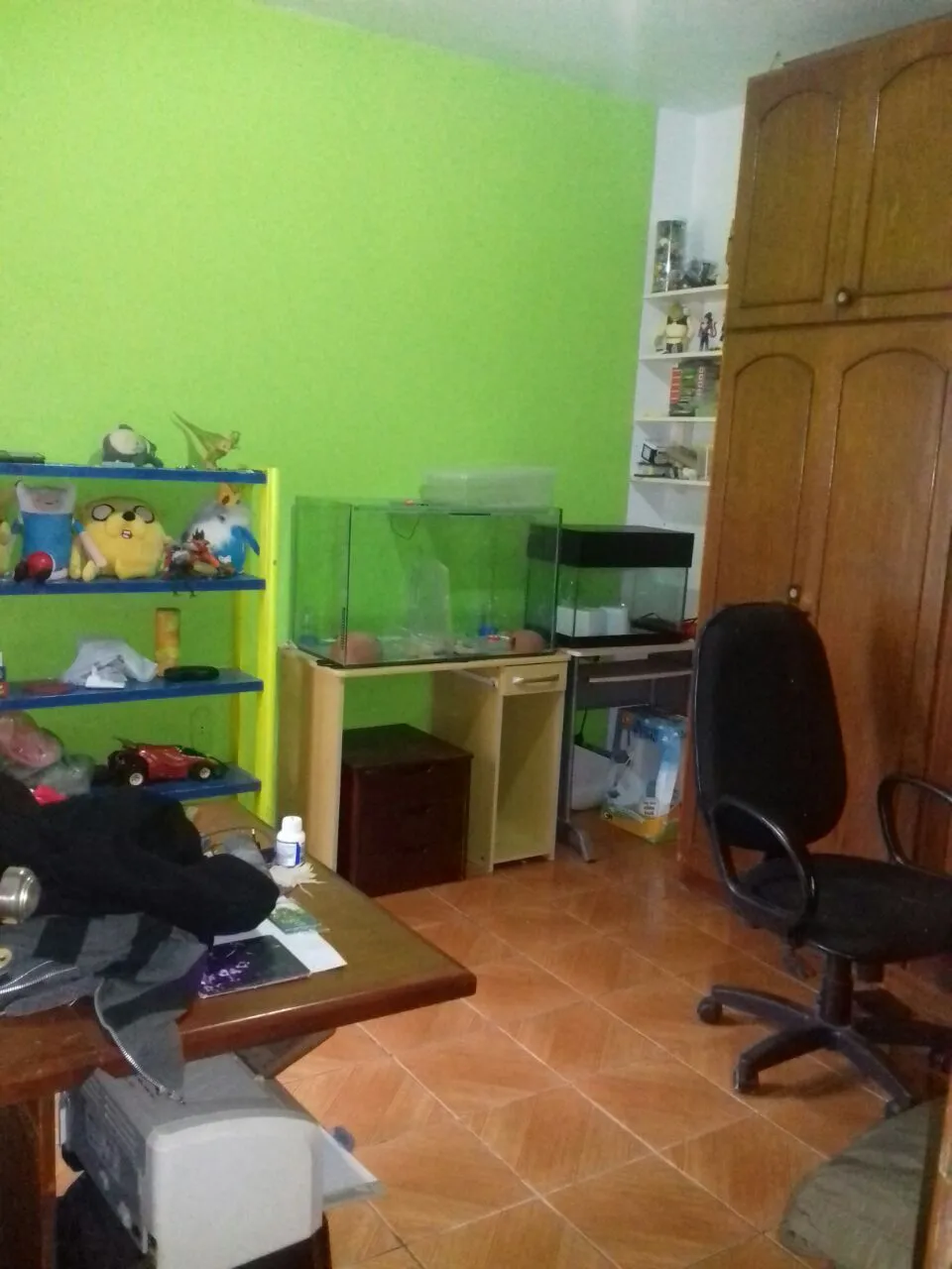 Imagem Casa para Venda - 130m², 5 dormitórios, sendo 1 suites, 2 vagas - Partenon