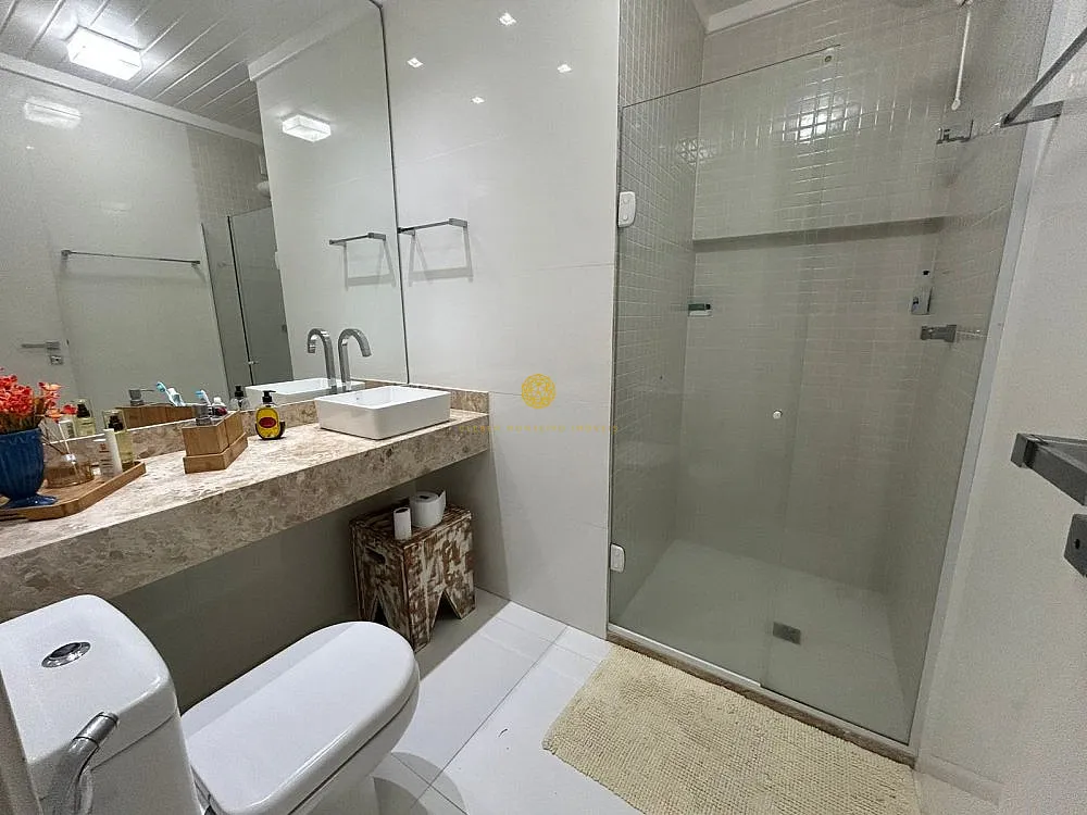 Imagem Casa em Guarajuba, 8 quartos com piscina, perto da praia