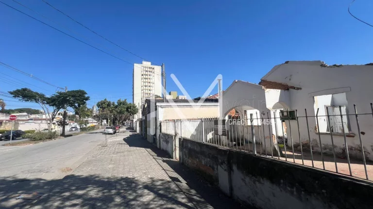 Imagem Terreno Residencial ou Comercial à Venda 700m² - Centro - SJC