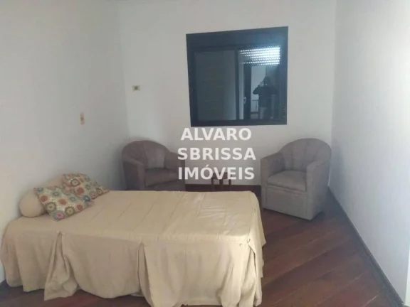 Imagem Apartamento com 4 vagas, 4 dormitórios sendo 2 suítes, todos com armários, portas balcões, venezianas automáticas e lindas vistas. 287m2. 1 por andar
