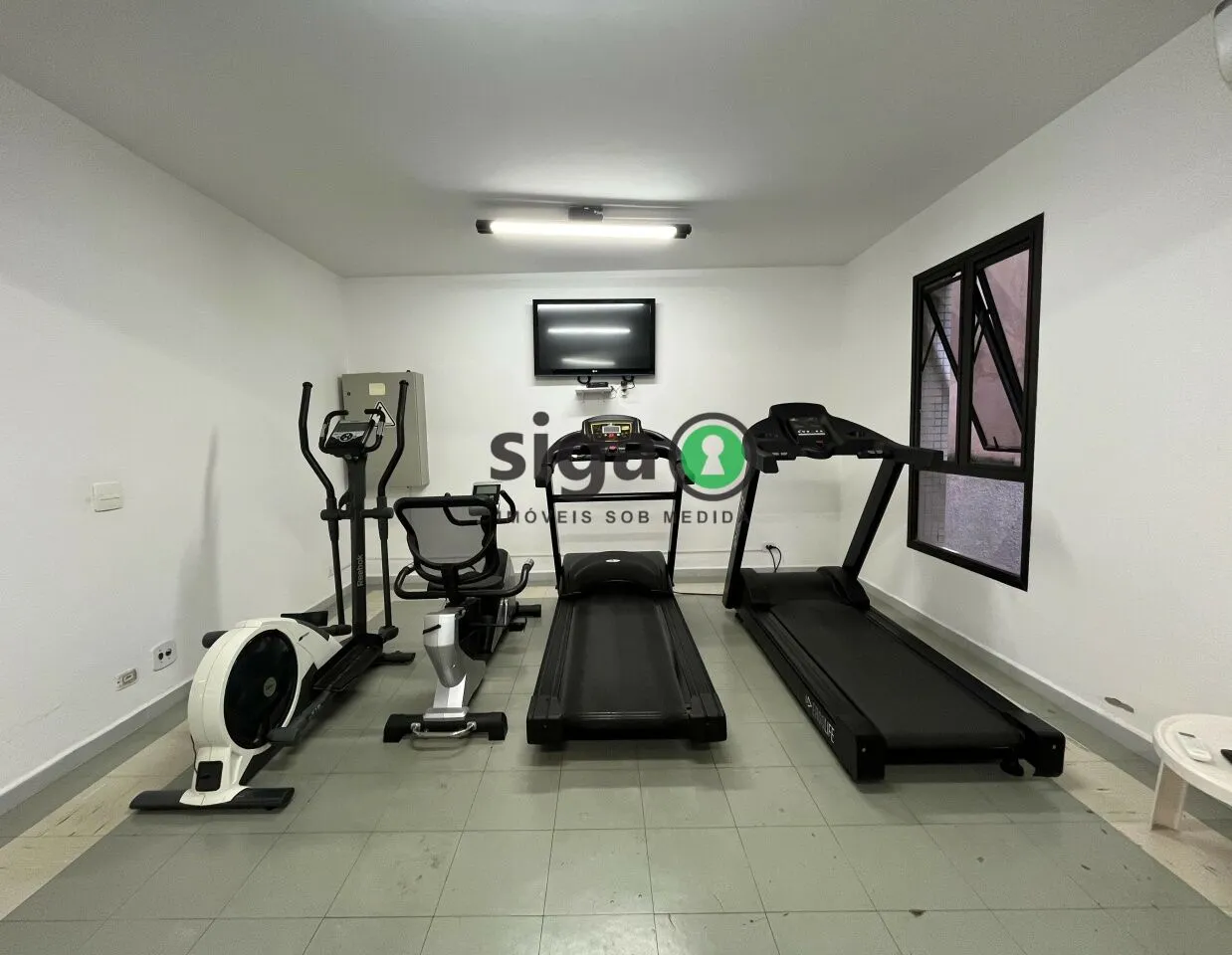 Imagem VENDA DE APARTAMENTO DE 176M2 NA VILA MARIANA COM 4 DORMITORIOS E 3 VAGAS GARAGEM