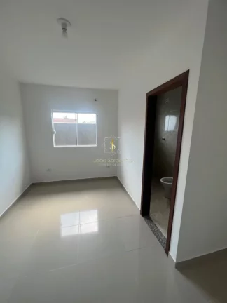Imagem Casa em Guaratuba, Bairro Coroados 200 metros do mar, com Piscina.