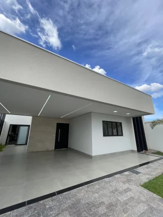 Foto do imóvel Casa à venda em Goianésia/GO em Rua Cedro