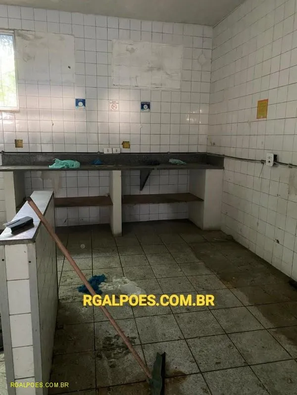 Imagem Galpão para Venda em BELFORD ROXO, ROCHA SOBRINHO, 2 banheiros