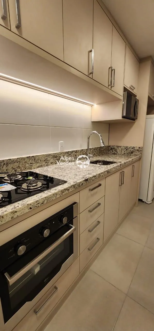 Imagem Vende-se apartamento semi-mobiliado em Gramado a 10 minutos da Rua Coberta