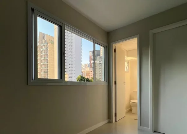 Imagem Apartamento à venda em Moema, com 2 quartos, 2 banheiros, 1 vaga de garagem, 80m² de área.