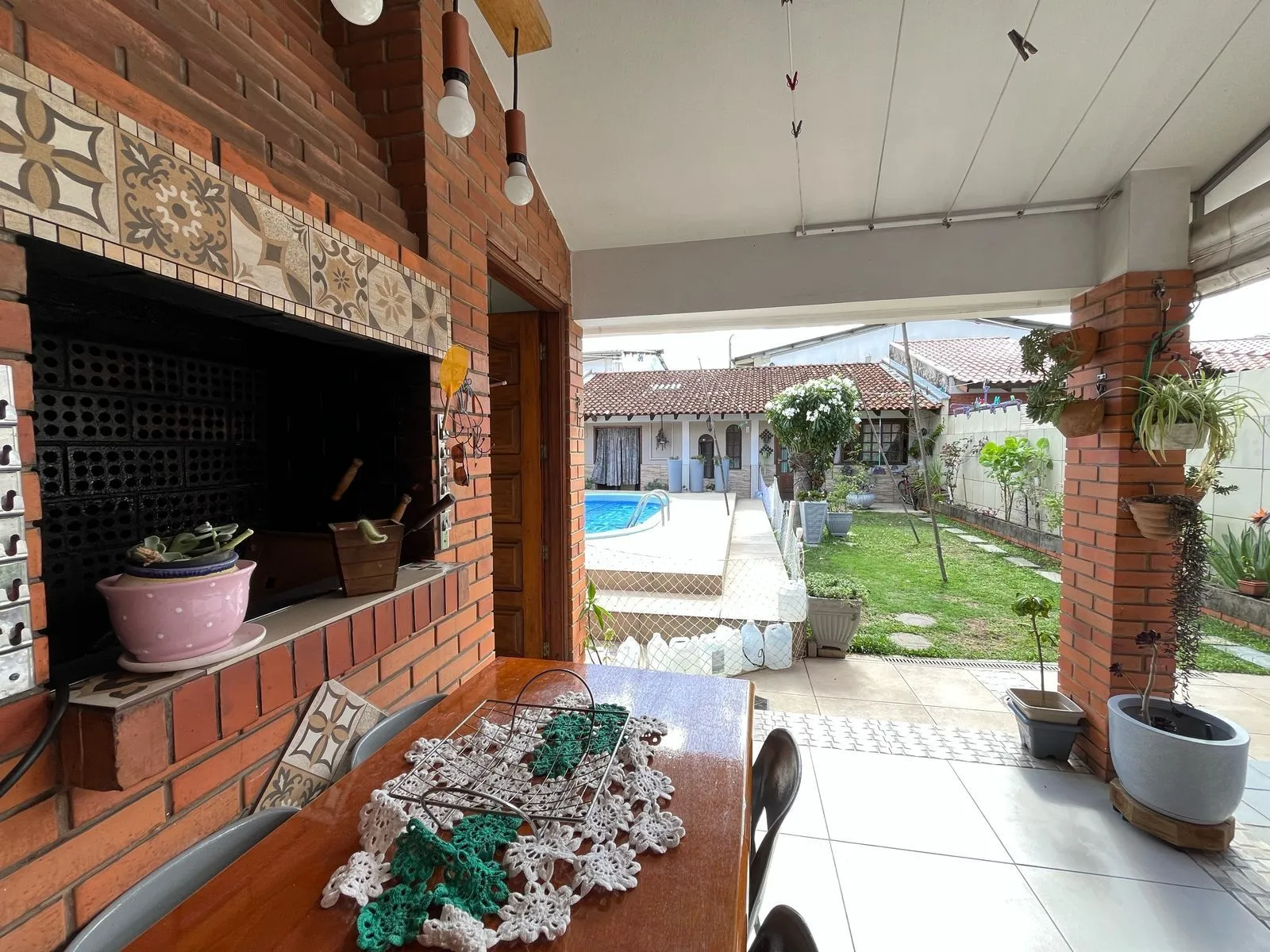 Imagem Casa com piscina a venda em Ipanema