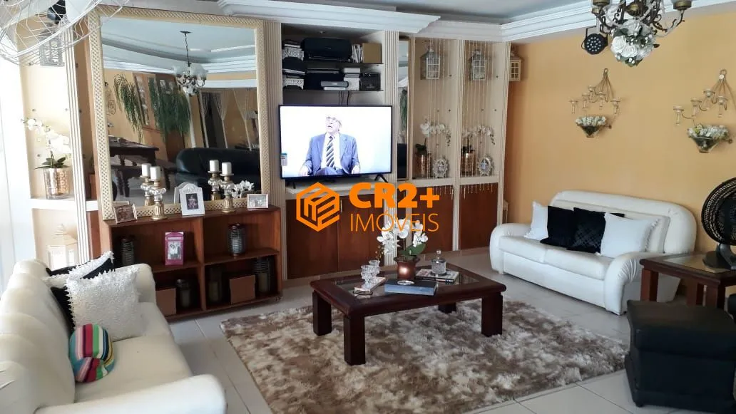 Imagem Casa com 1298m² com 5 Quartos todos Suítes em Piedade.