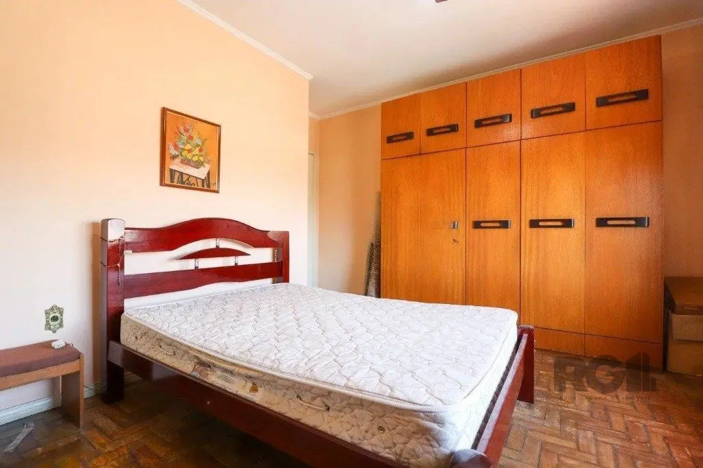 Imagem Casa com 3 dormitórios no bairro Cristo Redentor