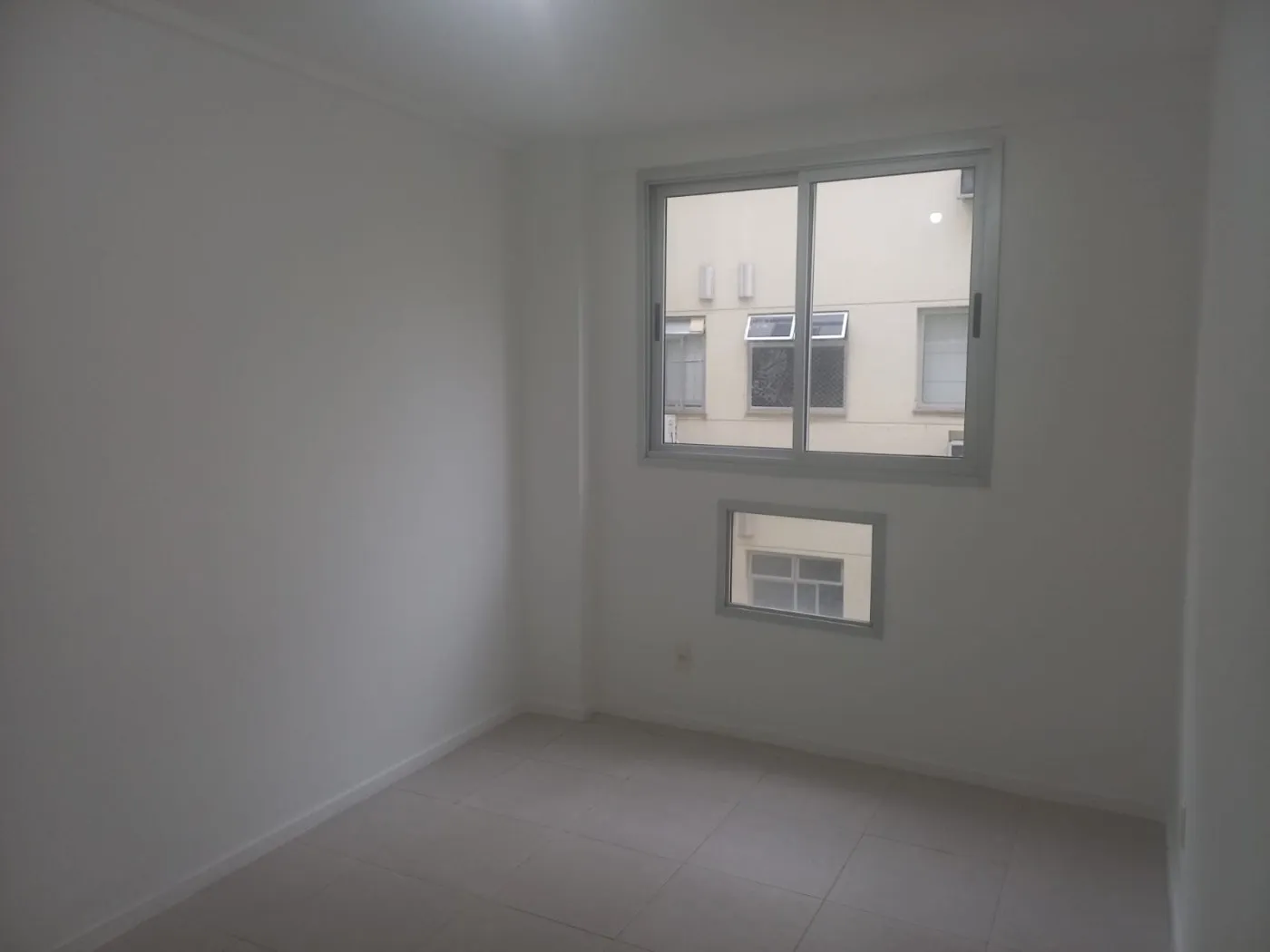 Imagem Apartamento para Venda em Rio de Janeiro, Praça Seca, 2 dormitórios, 1 suíte, 2 banheiros, 1 vaga