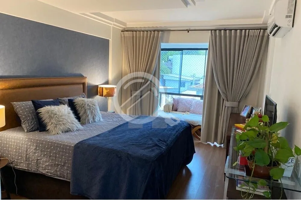 Imagem No bairro Petrópolis, na Rua Palmeira, Apartamento semi mobiliado de 03 Dormitórios (01 suite com ...