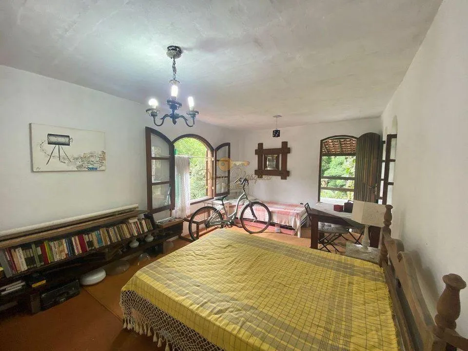 Imagem Casa em Condomínio para Venda em Guapimirim / RJ no bairro Monte Oliveti
