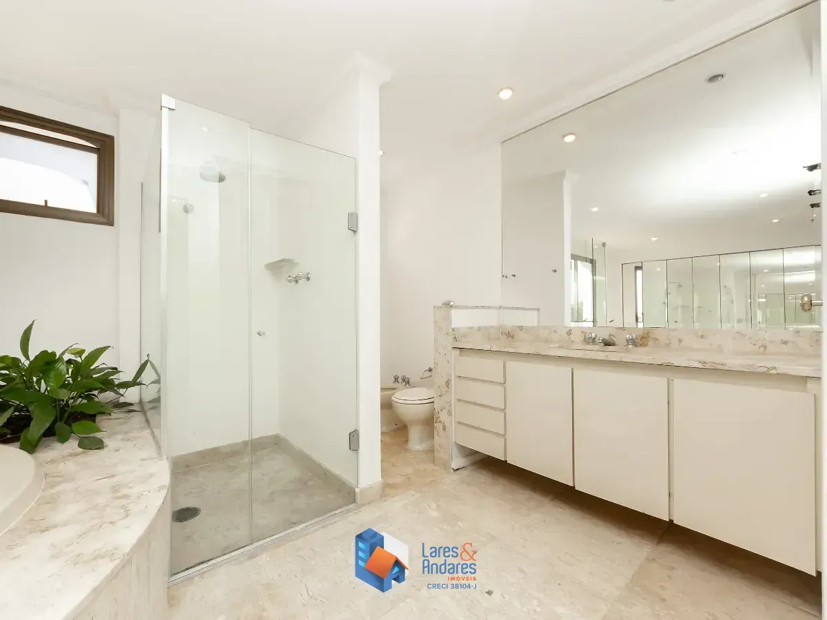 Imagem Cobertura para venda em Vila Morumbi com 4 quartos, sendo 3 suítes, 446m²