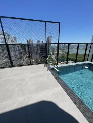 Imagem Cobertura Duplex a venda com 3 suítes vista mar em Itajaí