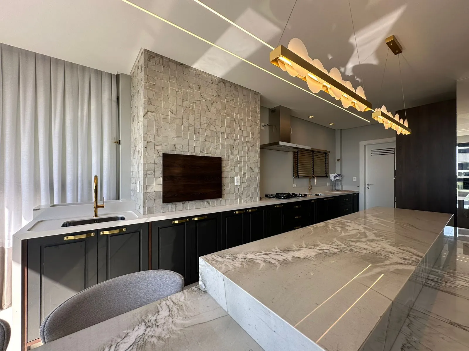 Imagem Apartamento com vista para o mar à venda com 187m2 por R$ 4.900.000,00