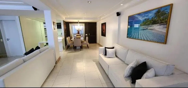 Imagem Apartamento porteira fechada em Manaíra, 86 m², 2 quartos, automação Alexa, mobiliado, nascente norte e próximo à praia.