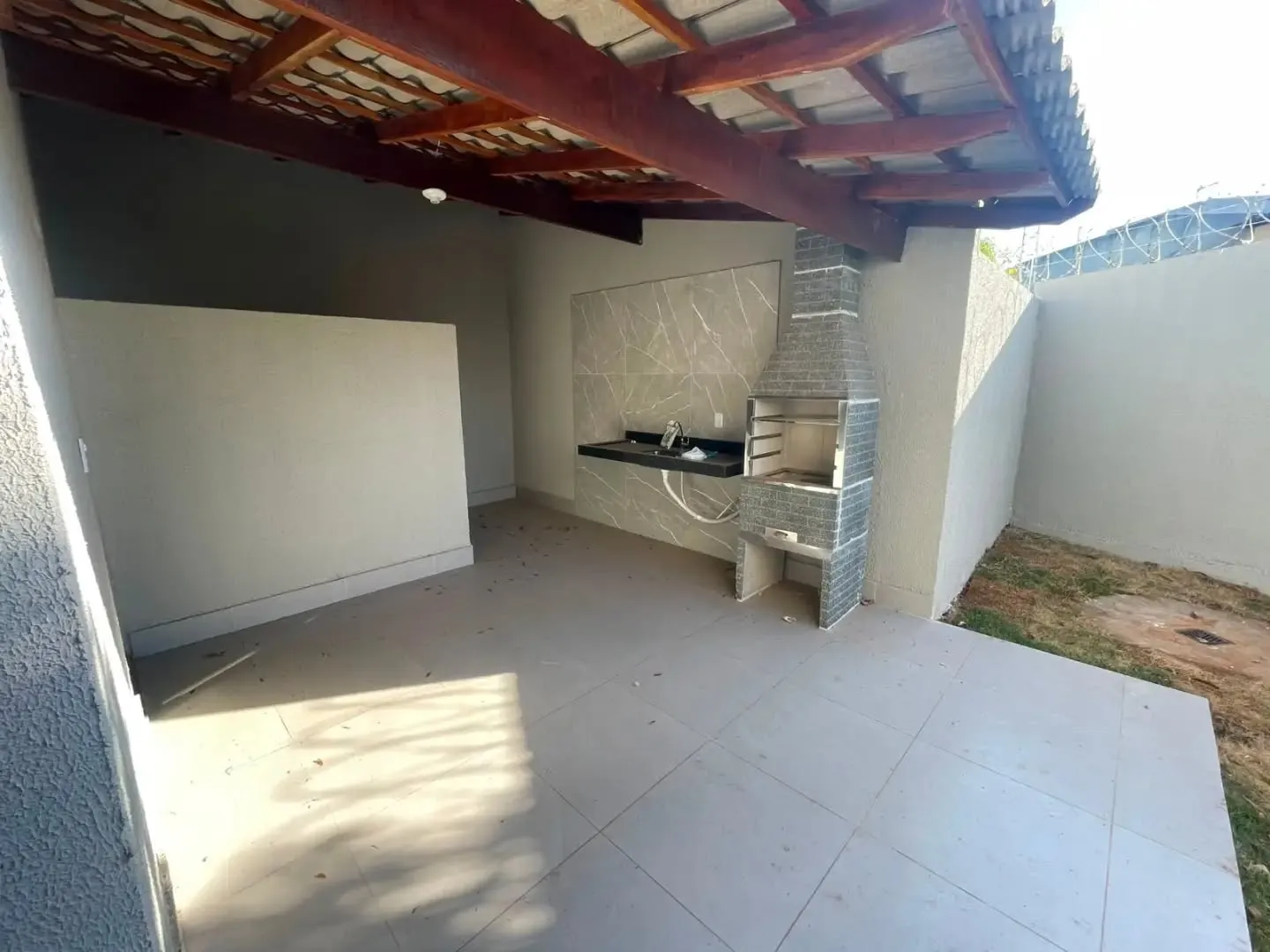 Imagem Casa 2/4 Com Suite No Aerorpoto Sul Com Entrada Parcelada