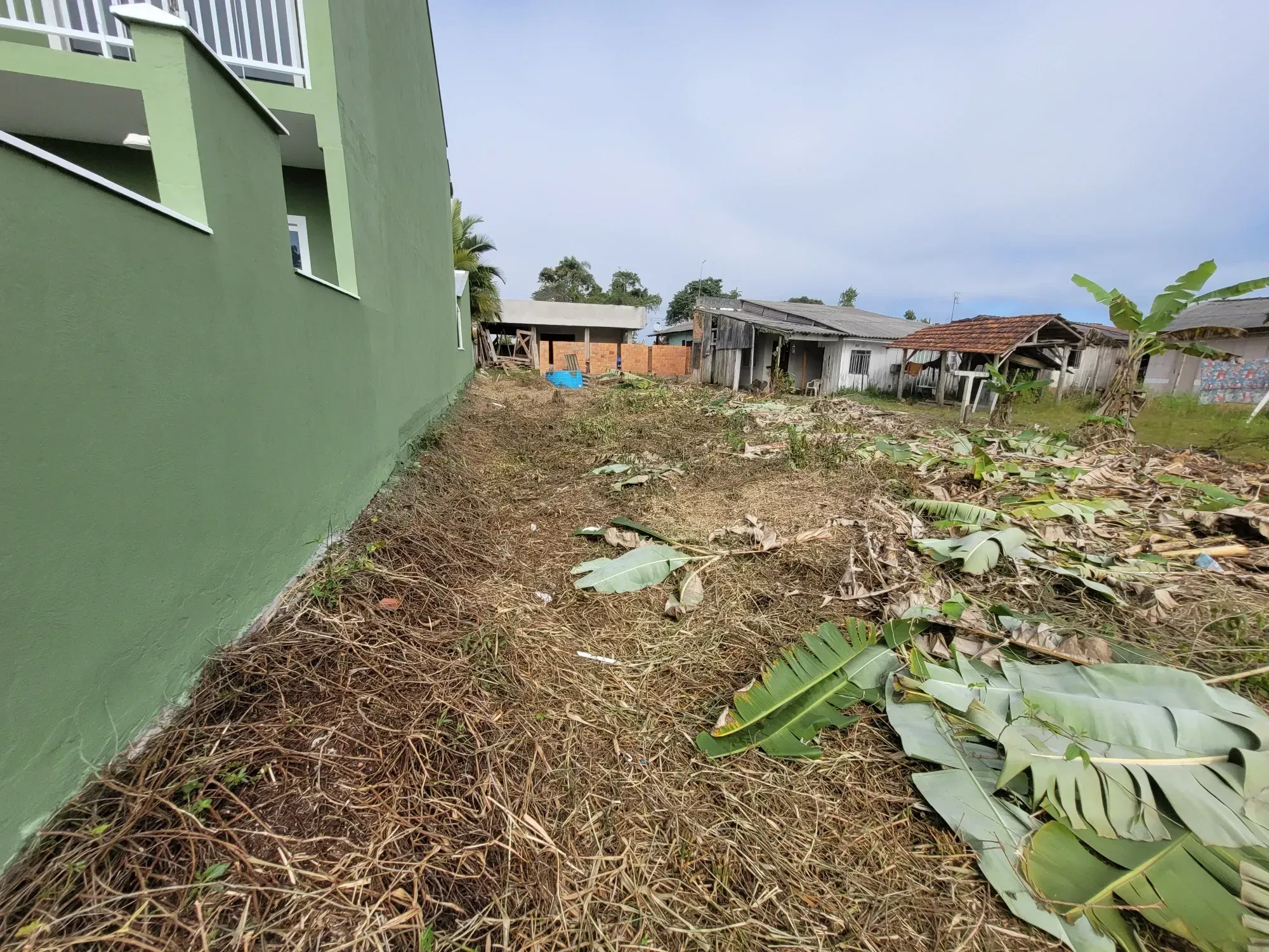 Foto do imóvel: Terreno à Venda, 360 m² em Barra do Saí - Itapoá