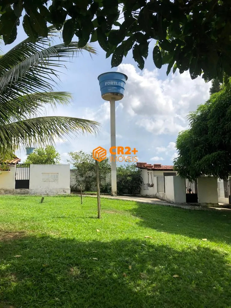 Imagem Vendo casa 03 quartos, 03 suítes, 315 m2, 04 vagas de garagem em Moreno- 1.385m²