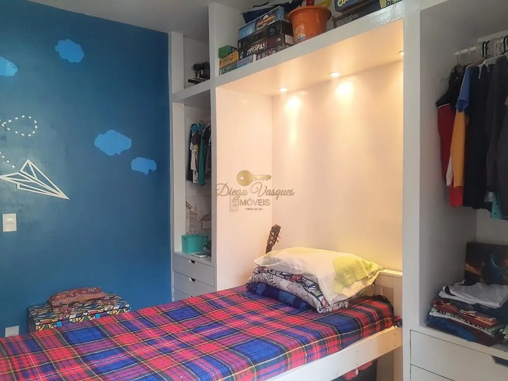 Imagem Casa em Condomínio para Venda em Teresópolis / RJ no bairro Araras