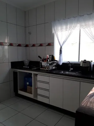 Imagem Casa de Condomínio com 3 Quartos à Venda, 150 m² em Jardim Caiapia - Cotia