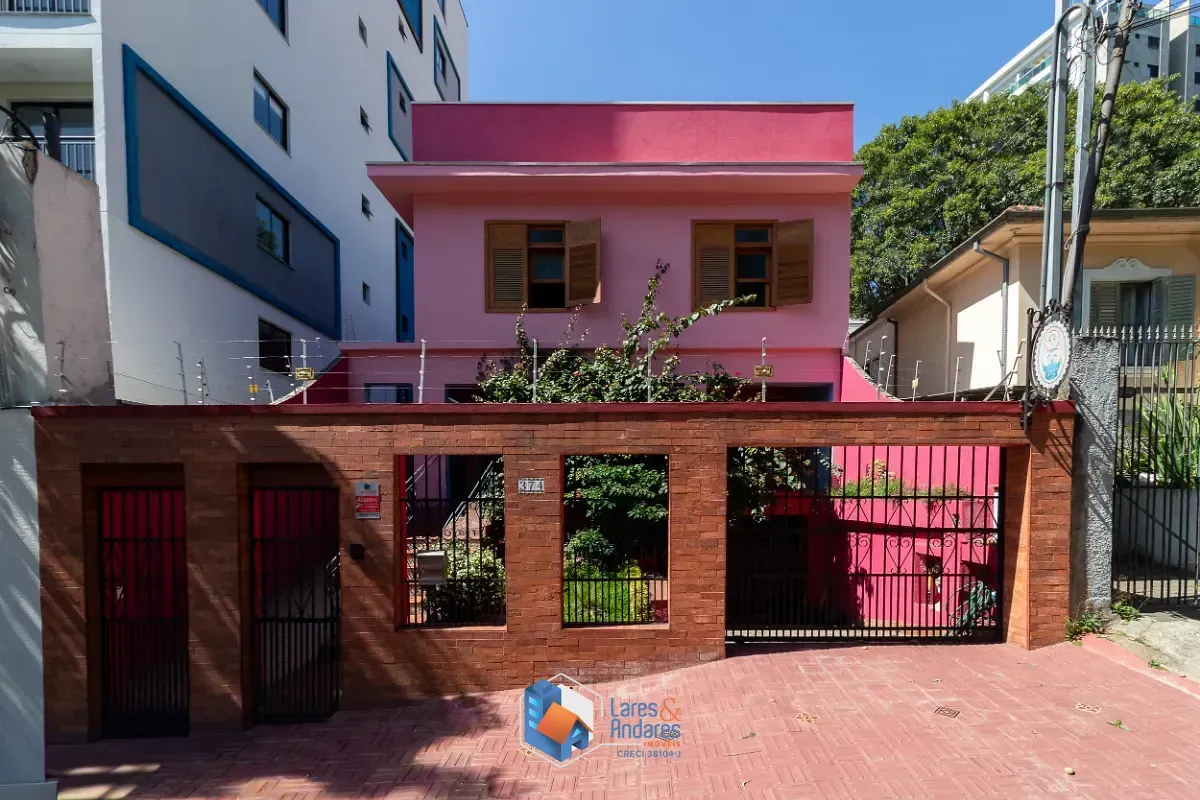 Foto do imóvel Sobrado para venda em Vila Mariana com 4 quartos, sendo 3 suítes, 437m² em Rua Jorge Tibiriçá
