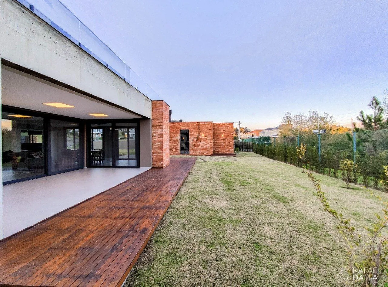 Imagem Casa Condominio para Venda - 477m², 2 terrenos - 4 dormitórios, sendo 4 suites, 4 vagas - Alphaville